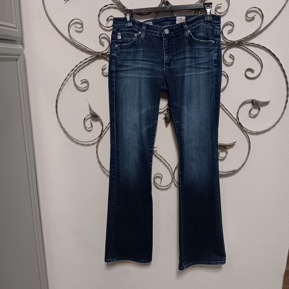 AG ADRIANO GOLDSCHMIED Angelina Petite Bootcut 49 button jeans, 27R